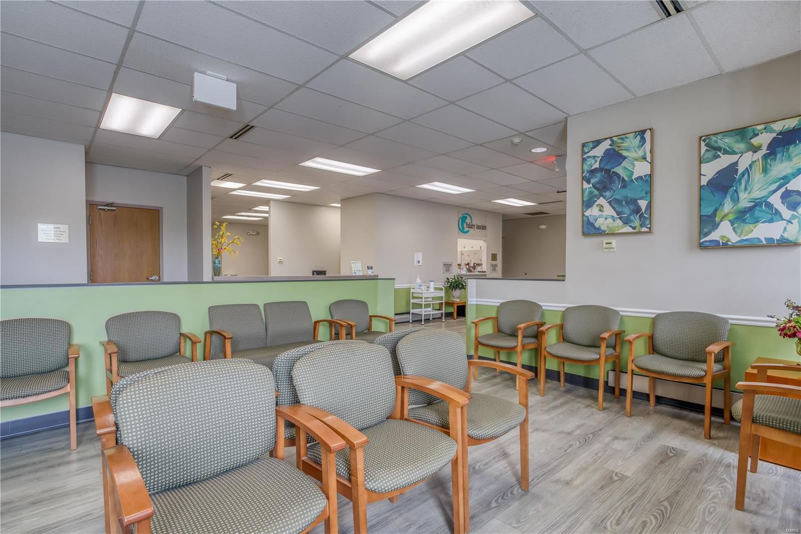 TESSON FERRY - Commercial Sale