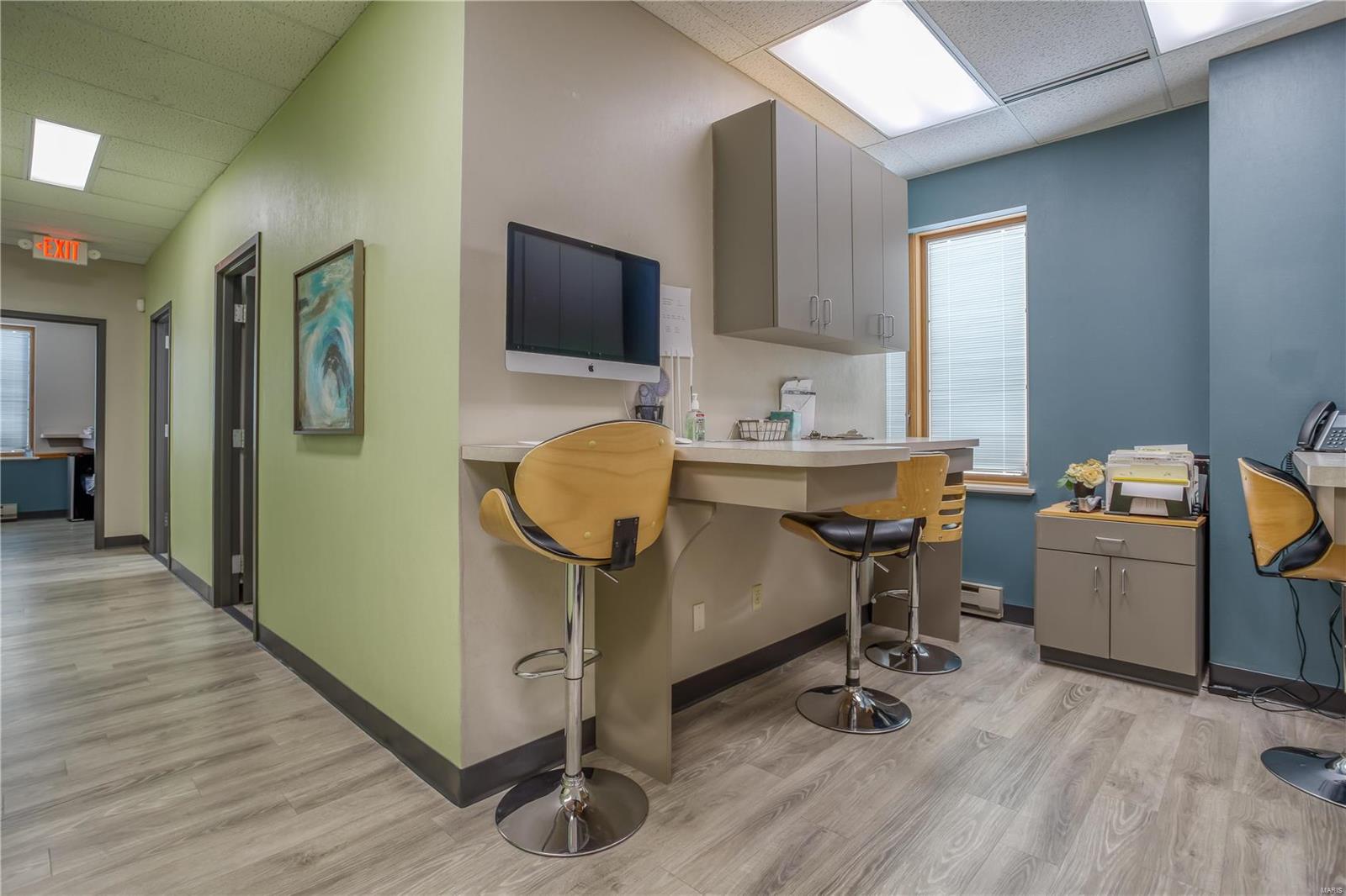 TESSON FERRY - Commercial Sale