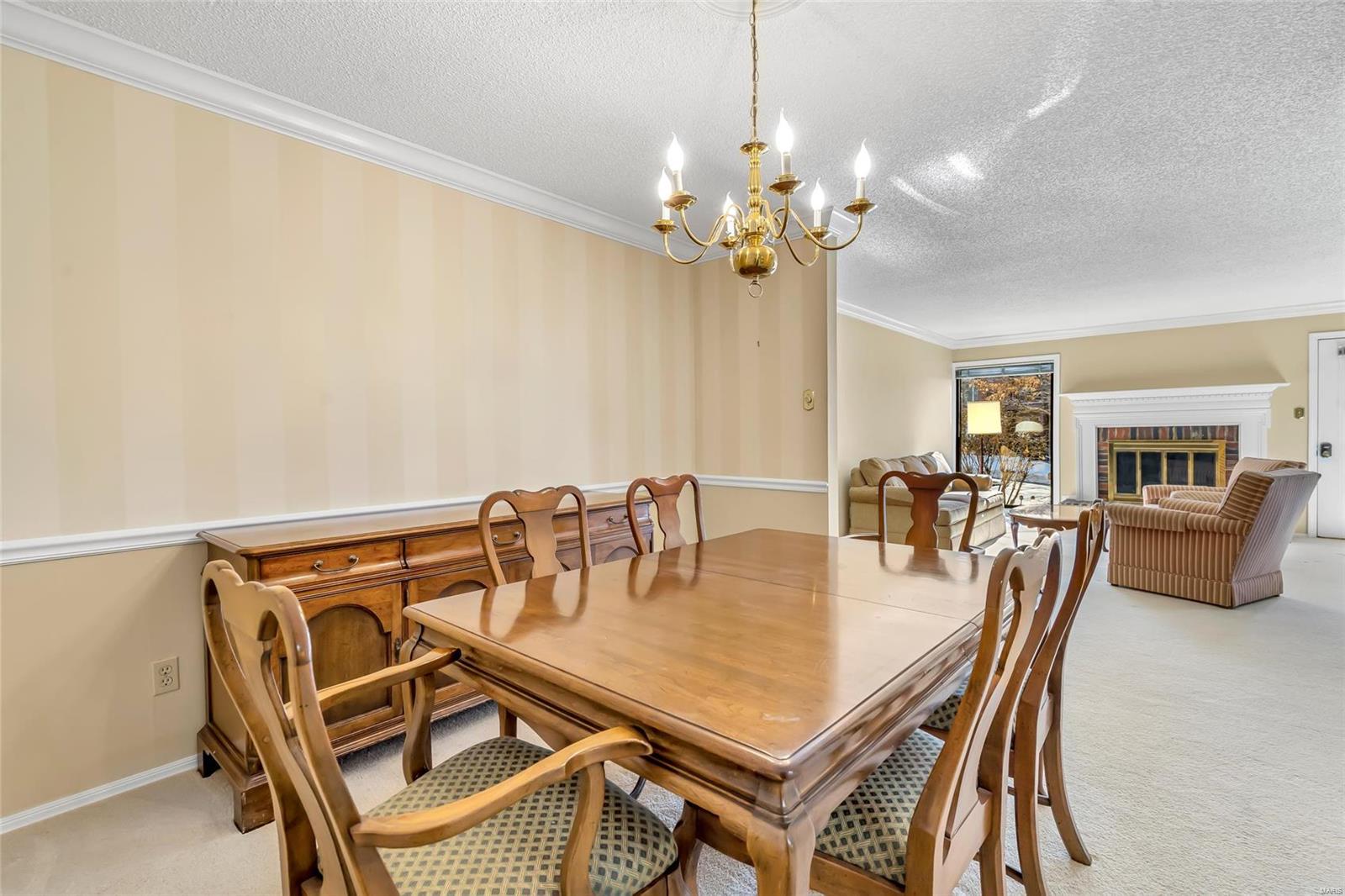 Kirkwood, Missouri 63122, United States, 2 Bedrooms Bedrooms, ,2 BathroomsBathrooms,Residential,Pending,13512