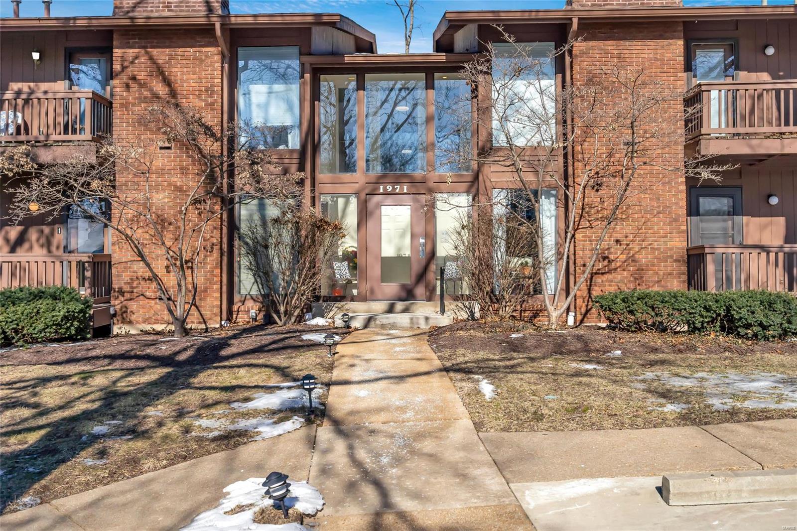 Kirkwood, Missouri 63122, United States, 2 Bedrooms Bedrooms, ,2 BathroomsBathrooms,Residential,Pending,13512