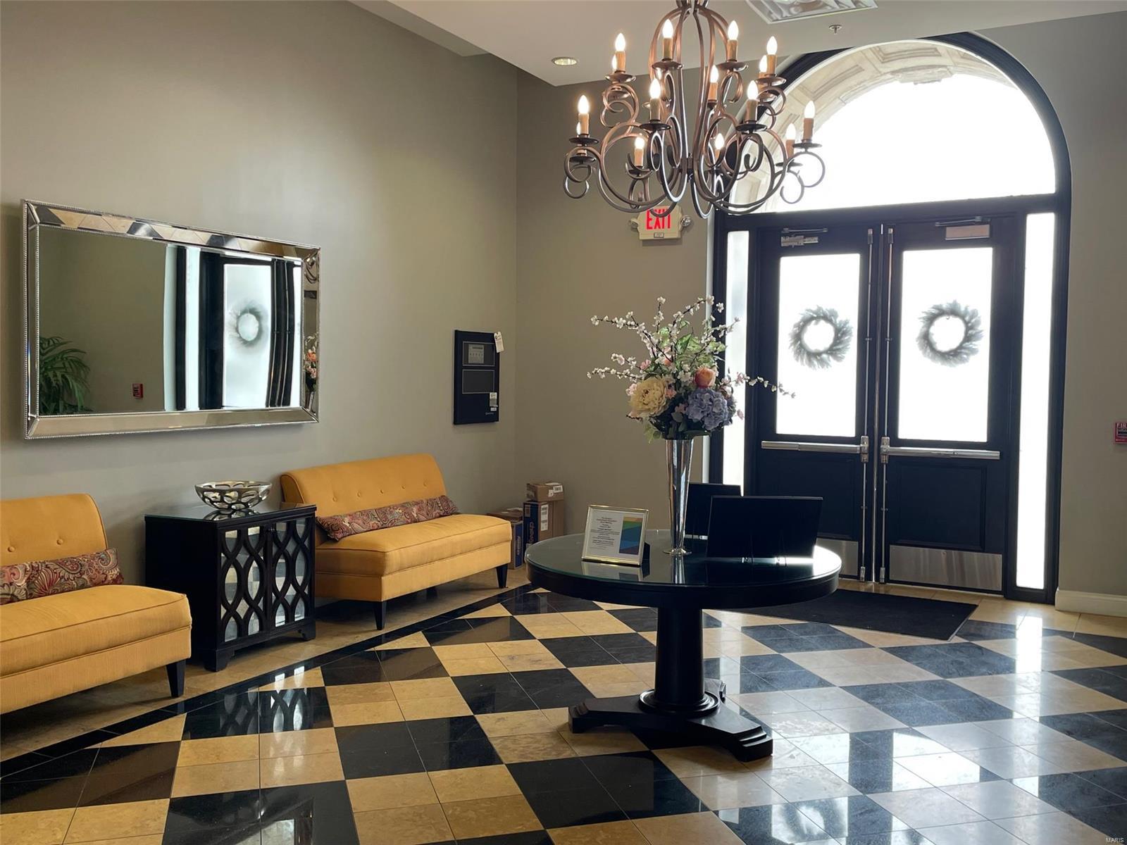 1515 Lafayette Avenue 504