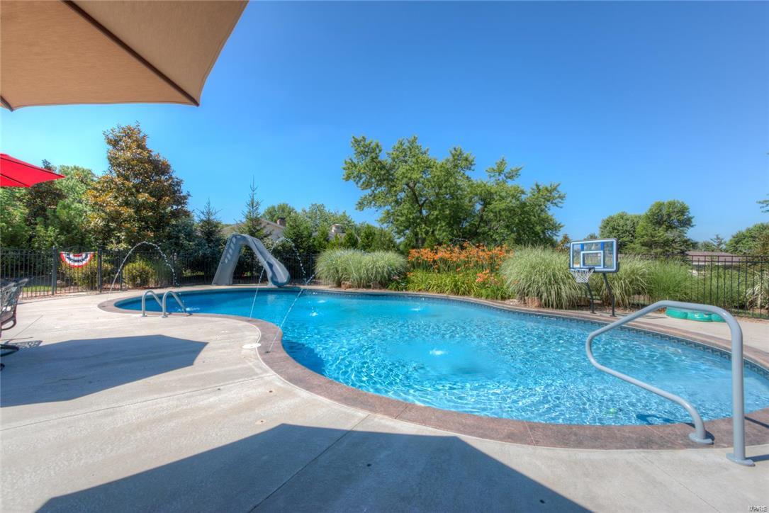 Ladue Meadows 2 - Residential