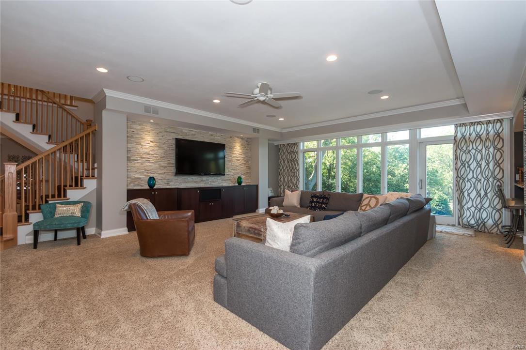 Ladue Meadows 2 - Residential