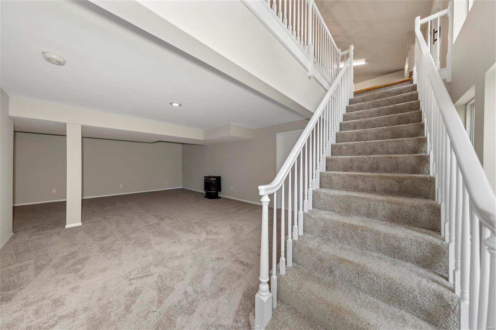 Country Crossing Manor - Residential