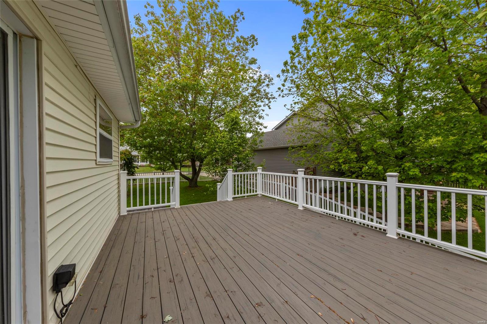 Country Crossing Manor - Residential