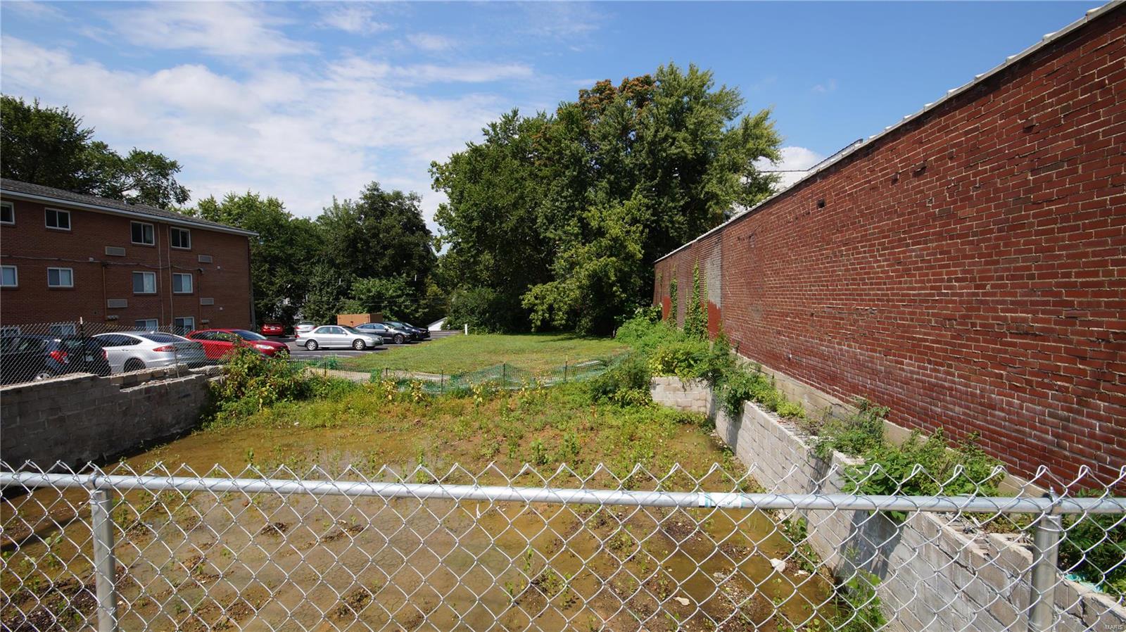 F M Sterretts Add To Forrest Park - Land