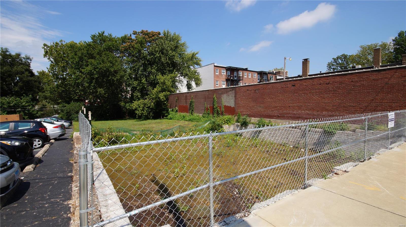 F M Sterretts Add To Forrest Park - Land