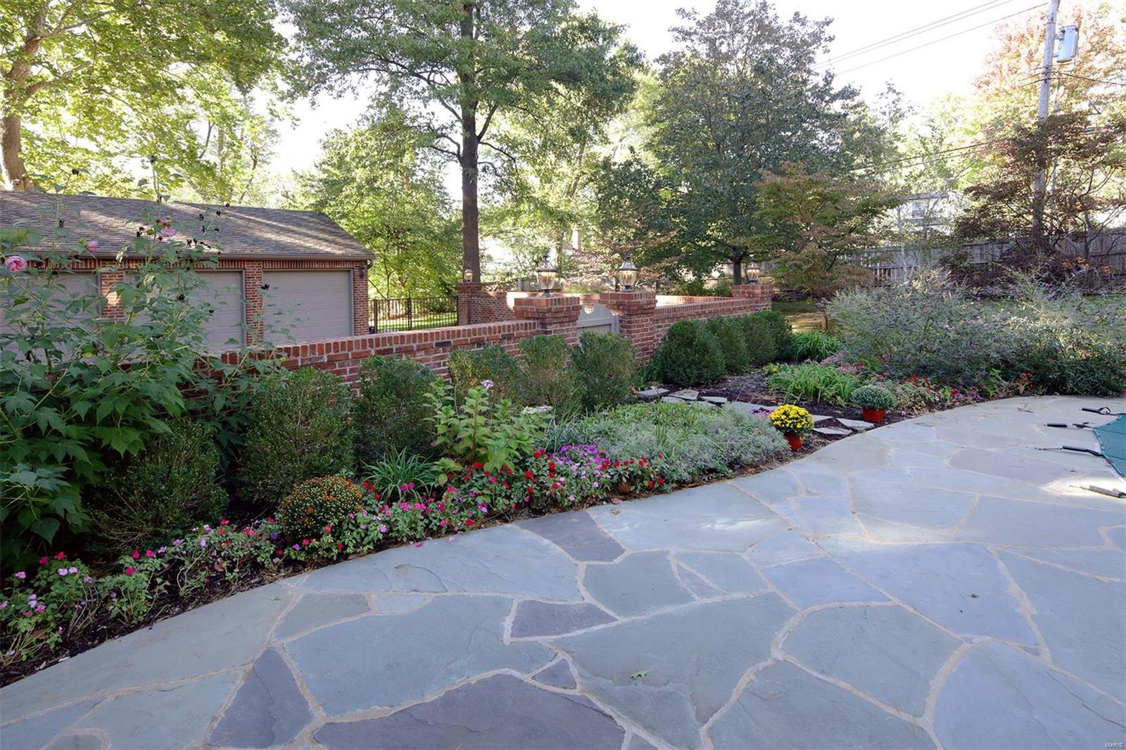 Oakleigh Add - Residential