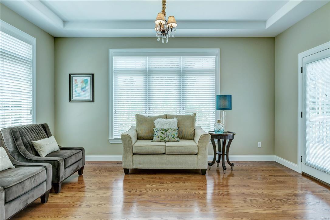 Ladue Meadows - Residential