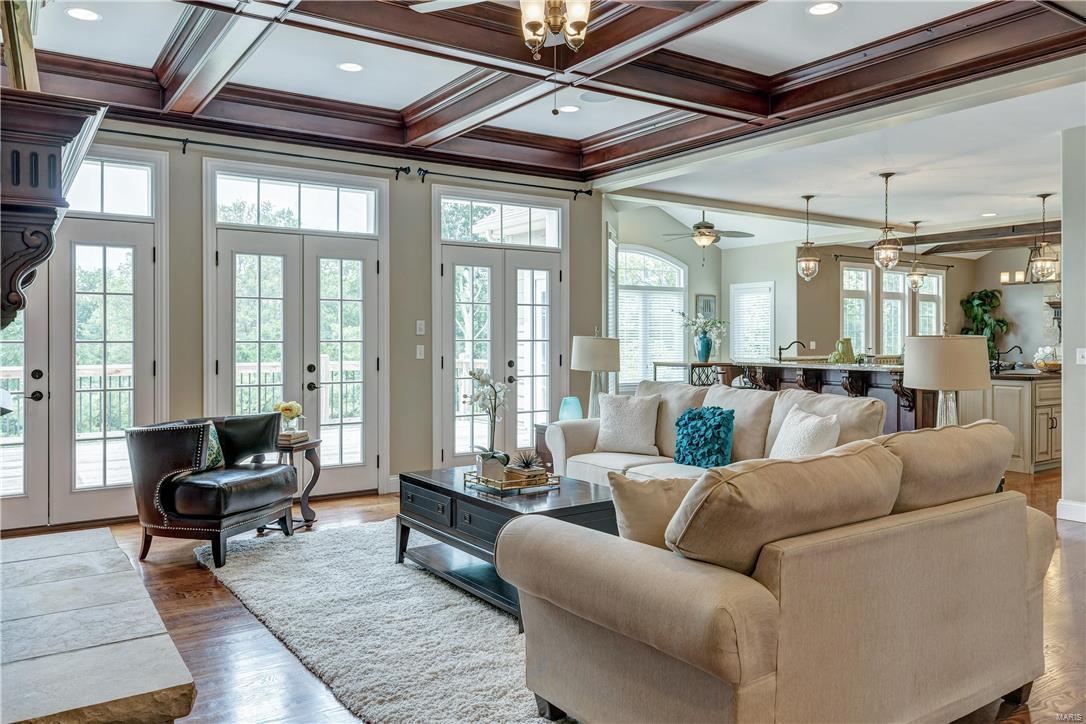 Ladue Meadows - Residential