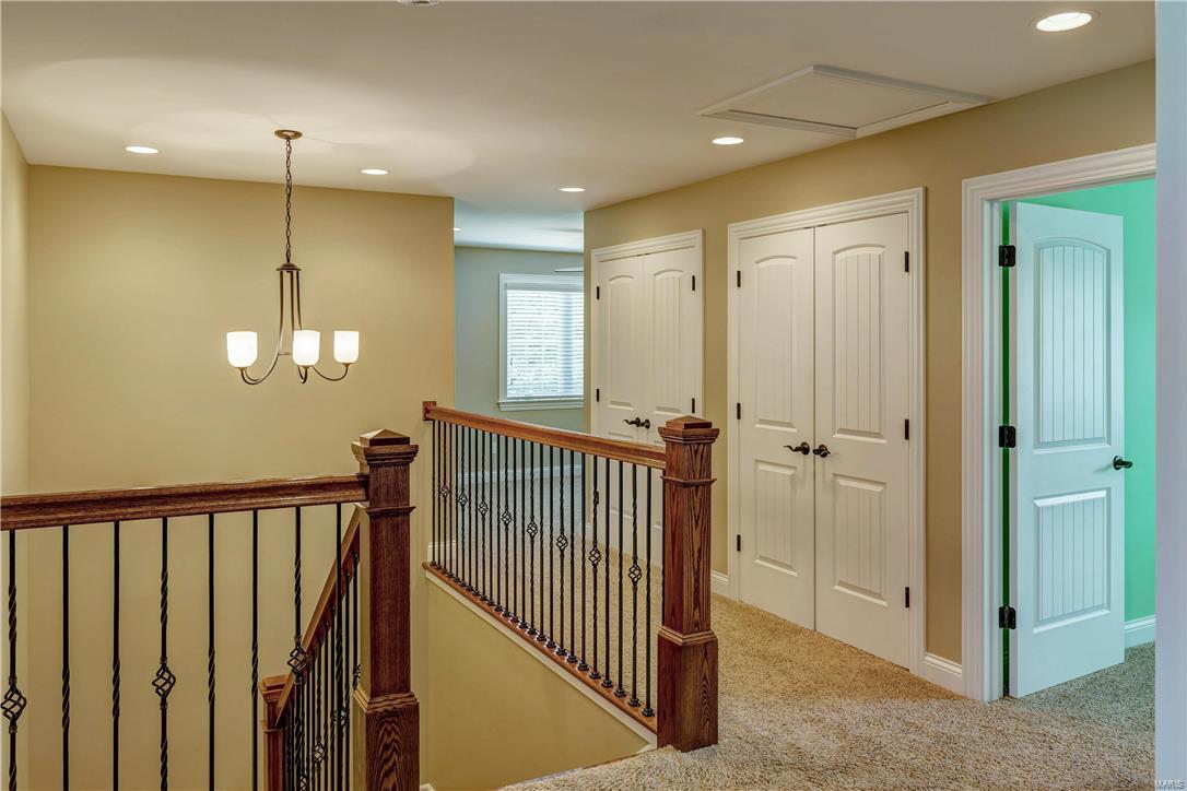 Ladue Meadows - Residential