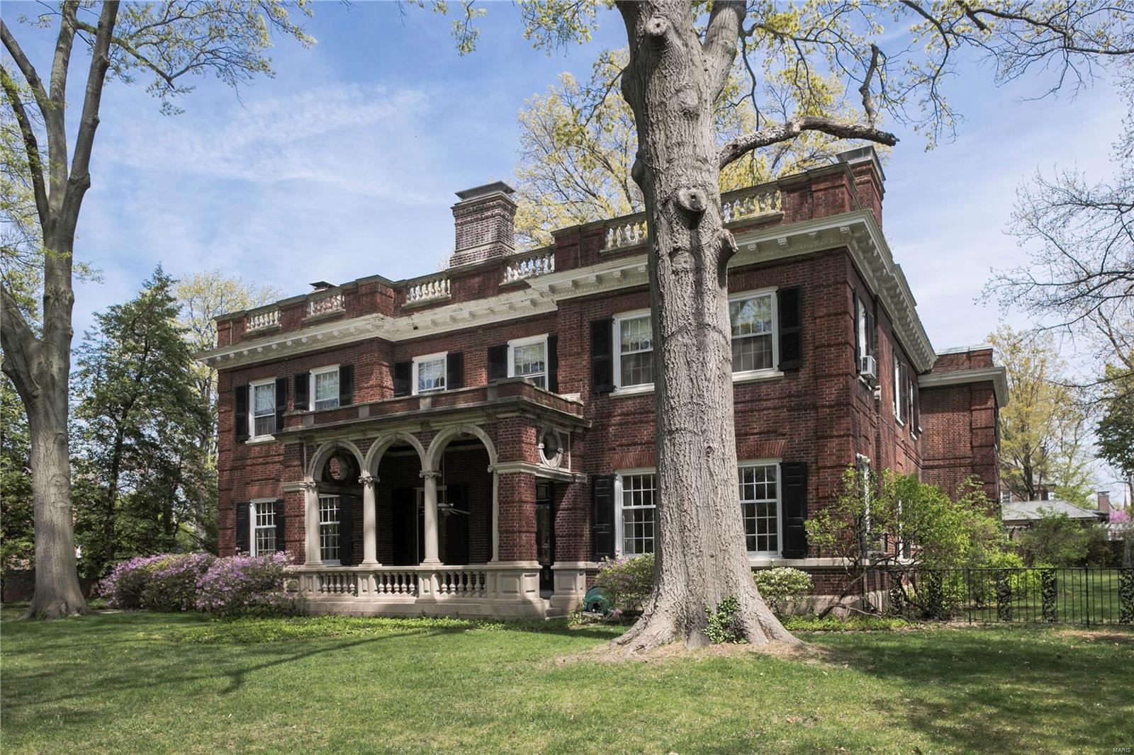 Westmoreland Place - Residential