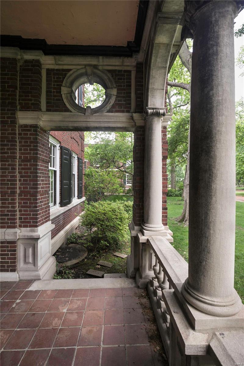 Westmoreland Place - Residential