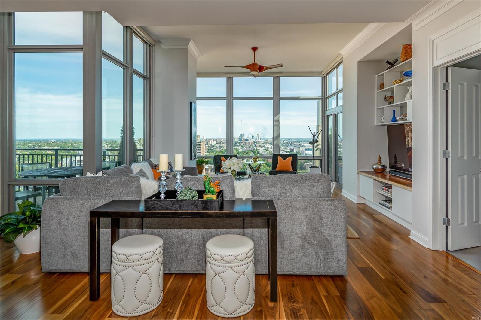 Park East Tower - Residential