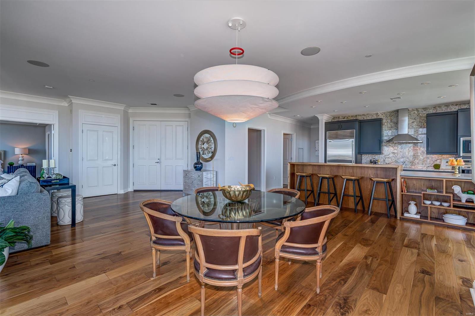 Park East Tower - Residential