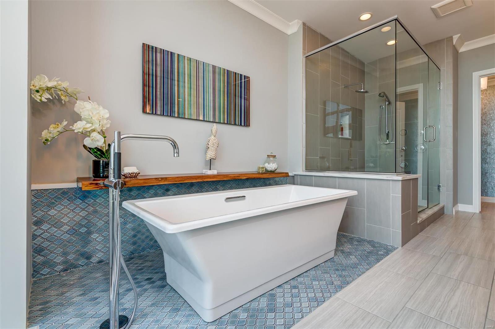 Park East Tower - Residential