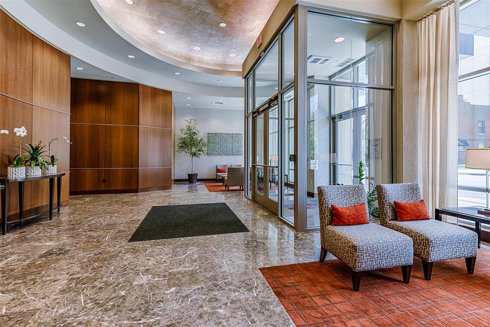 Park East Tower - Residential