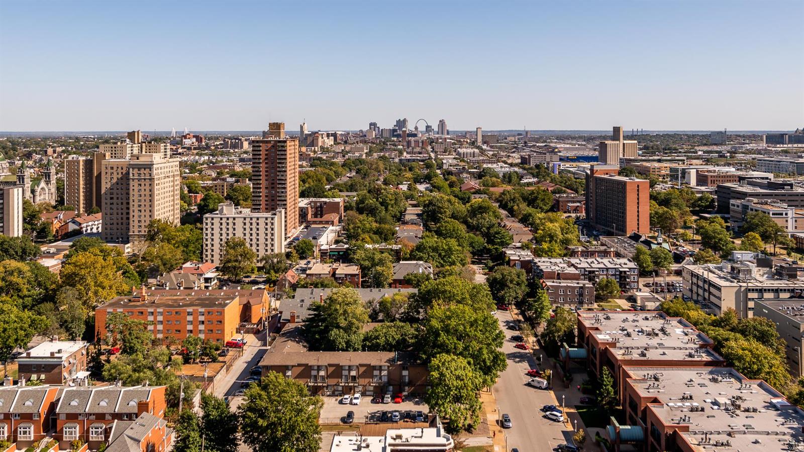 Park East Tower - Residential