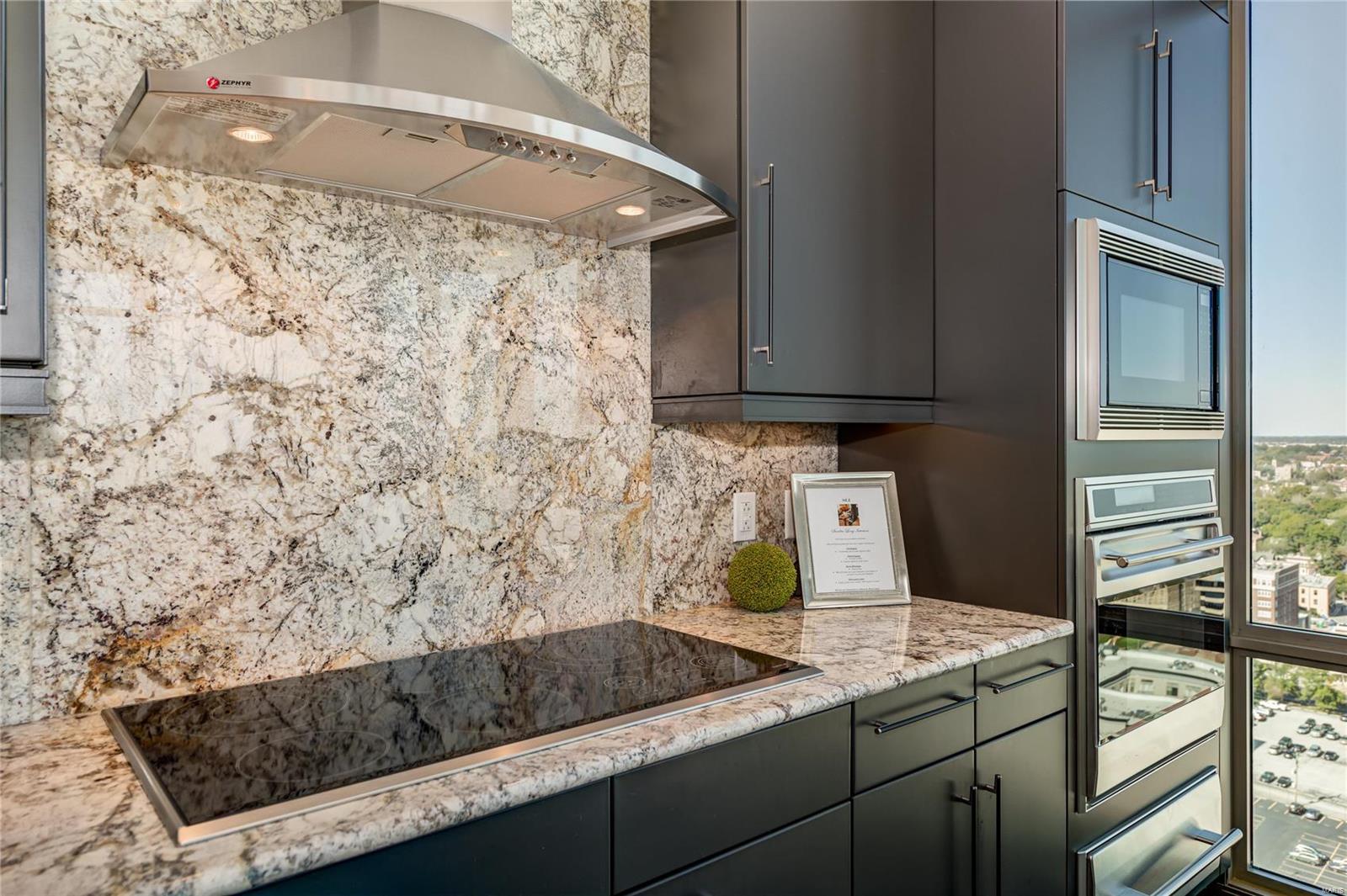 Park East Tower - Residential