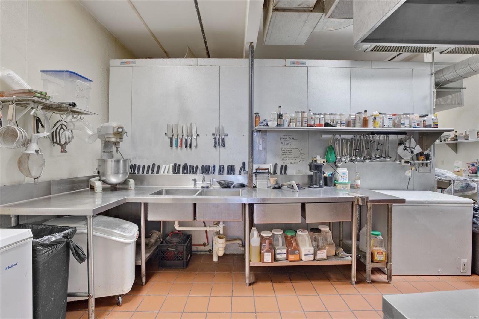 Lt Sub - Commercial Sale