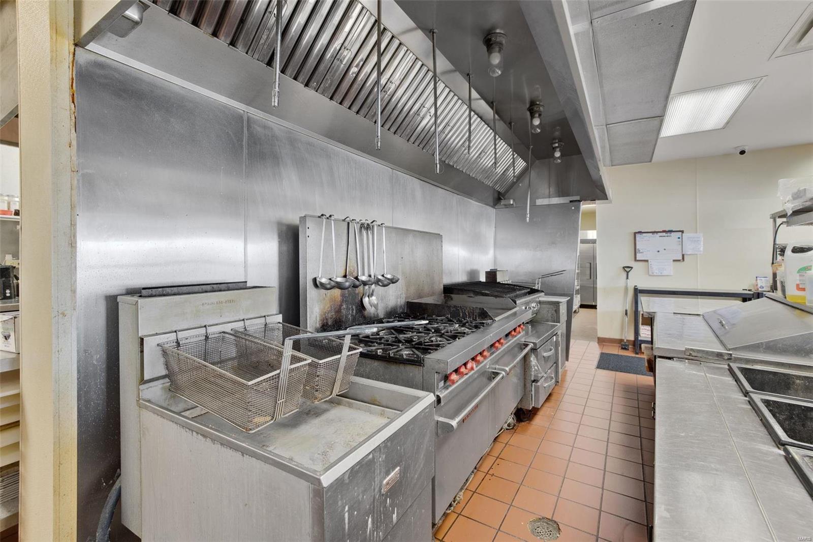 Lt Sub - Commercial Sale