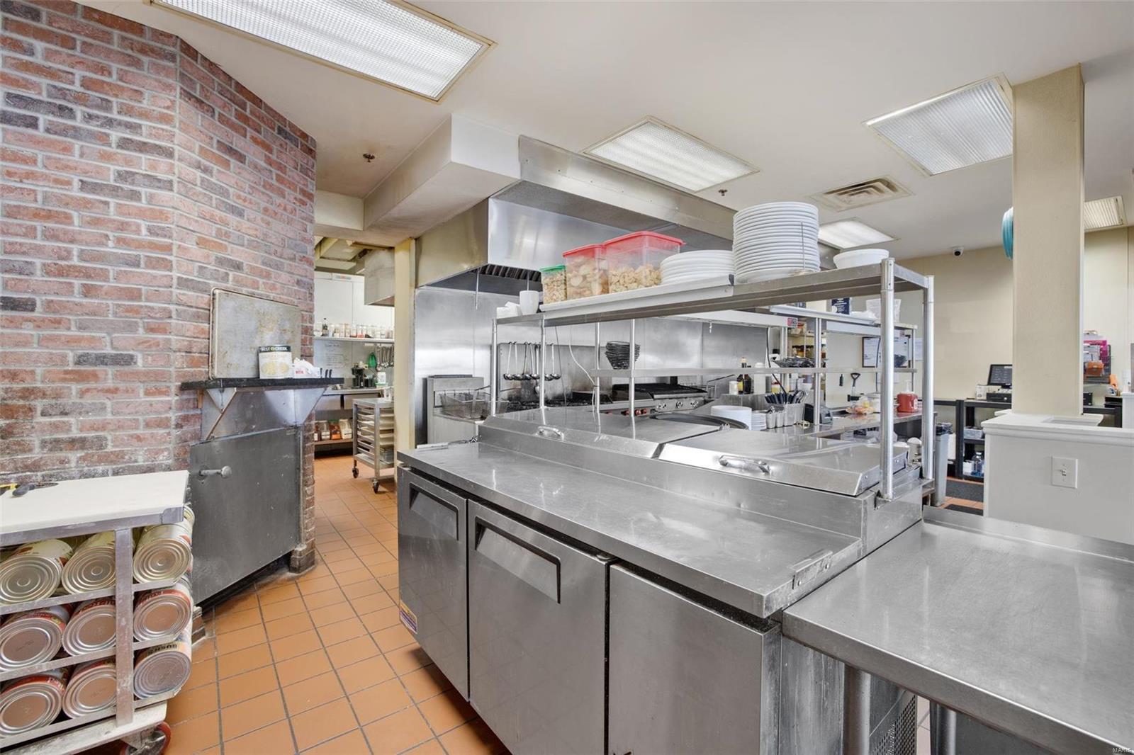 Lt Sub - Commercial Sale