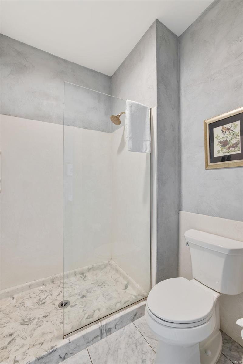 Lt Sub - Commercial Sale