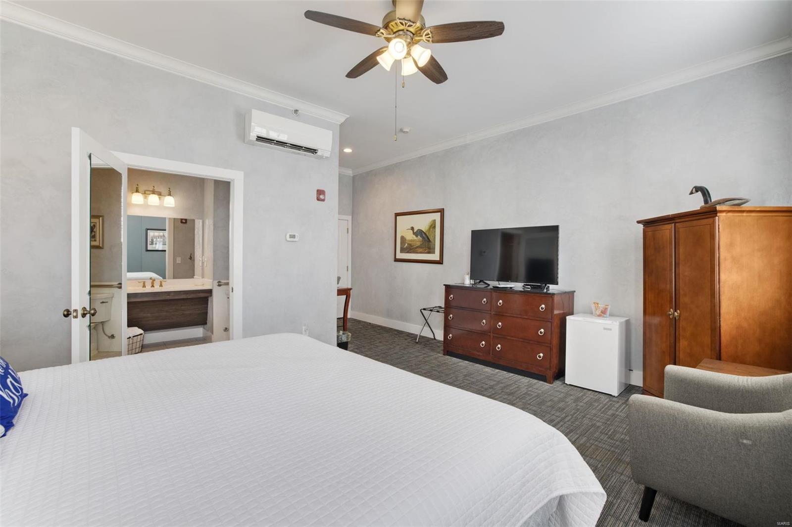 Lt Sub - Commercial Sale