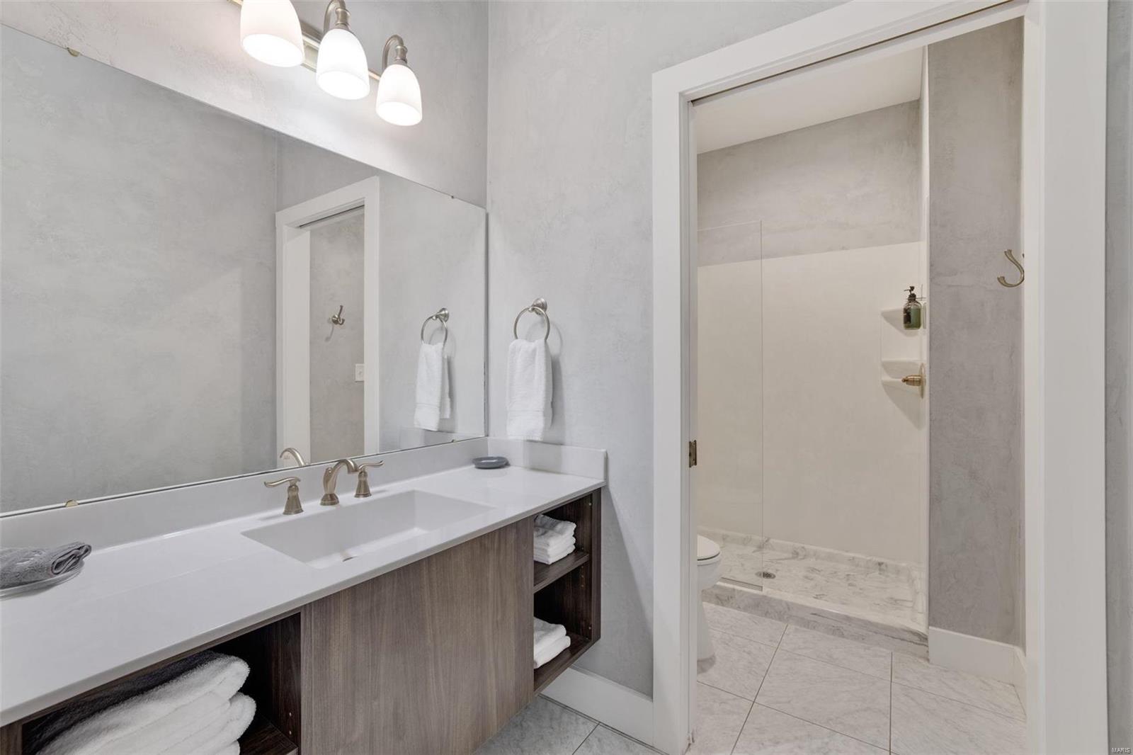 Lt Sub - Commercial Sale