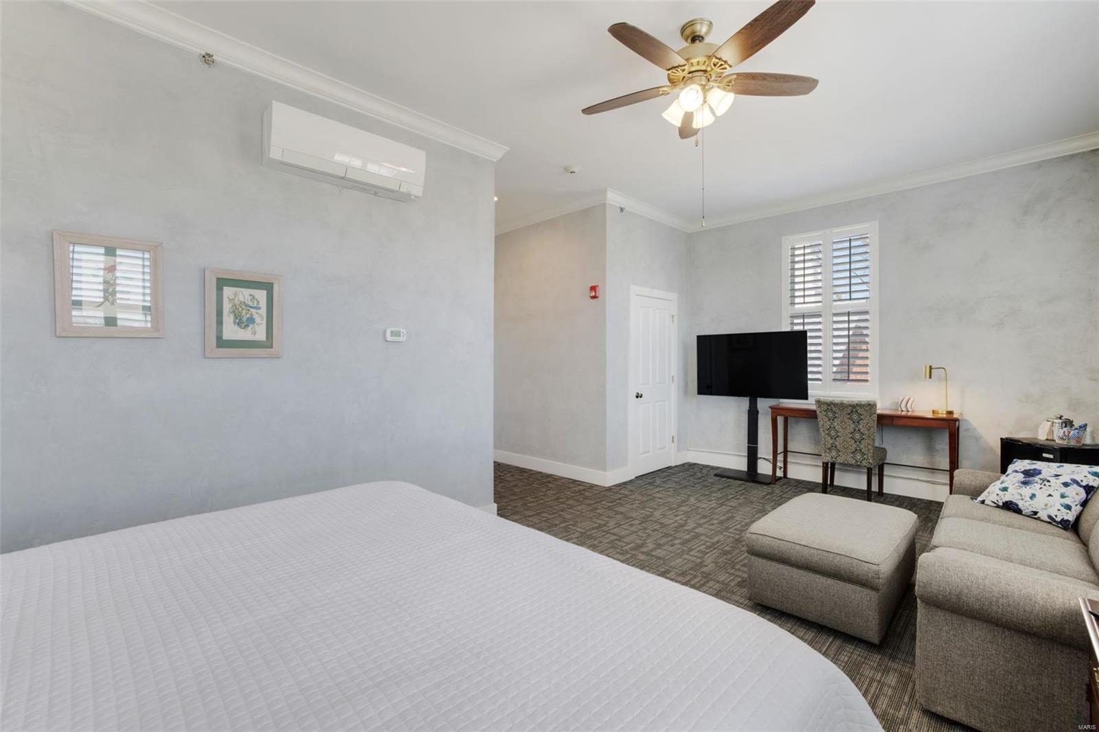 Lt Sub - Commercial Sale