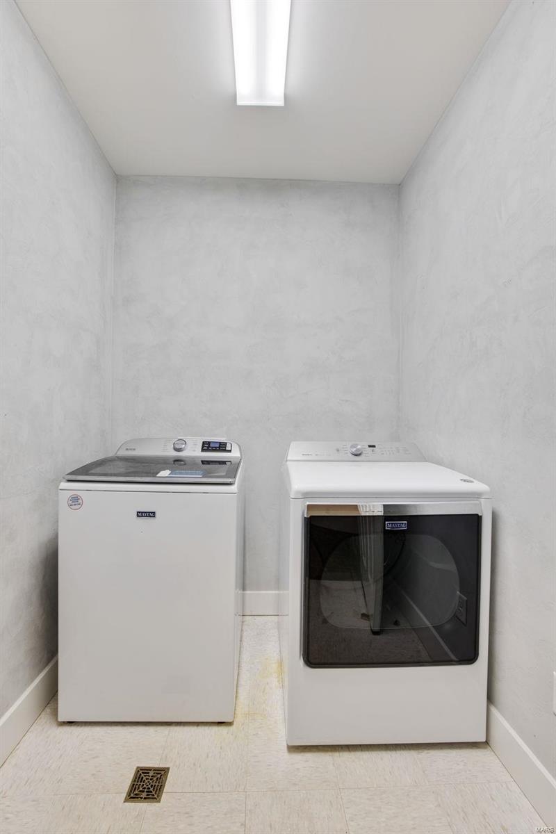 Lt Sub - Commercial Sale