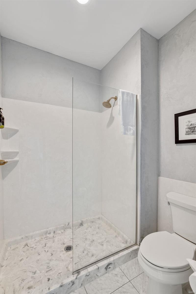 Lt Sub - Commercial Sale