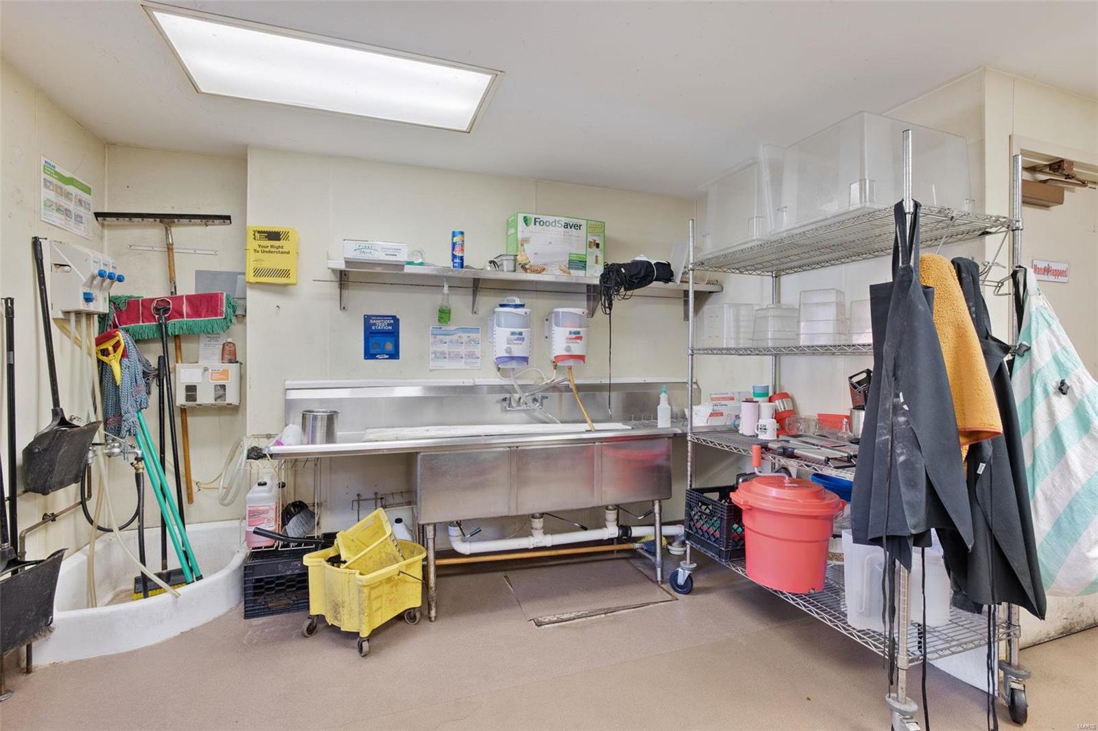 Lt Sub - Commercial Sale