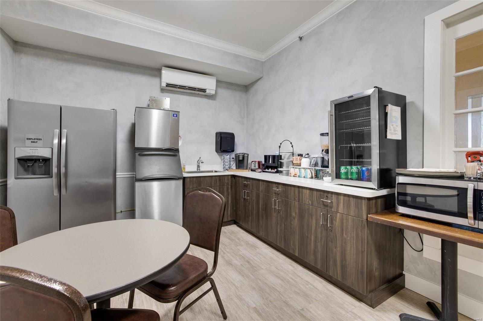 Lt Sub - Commercial Sale