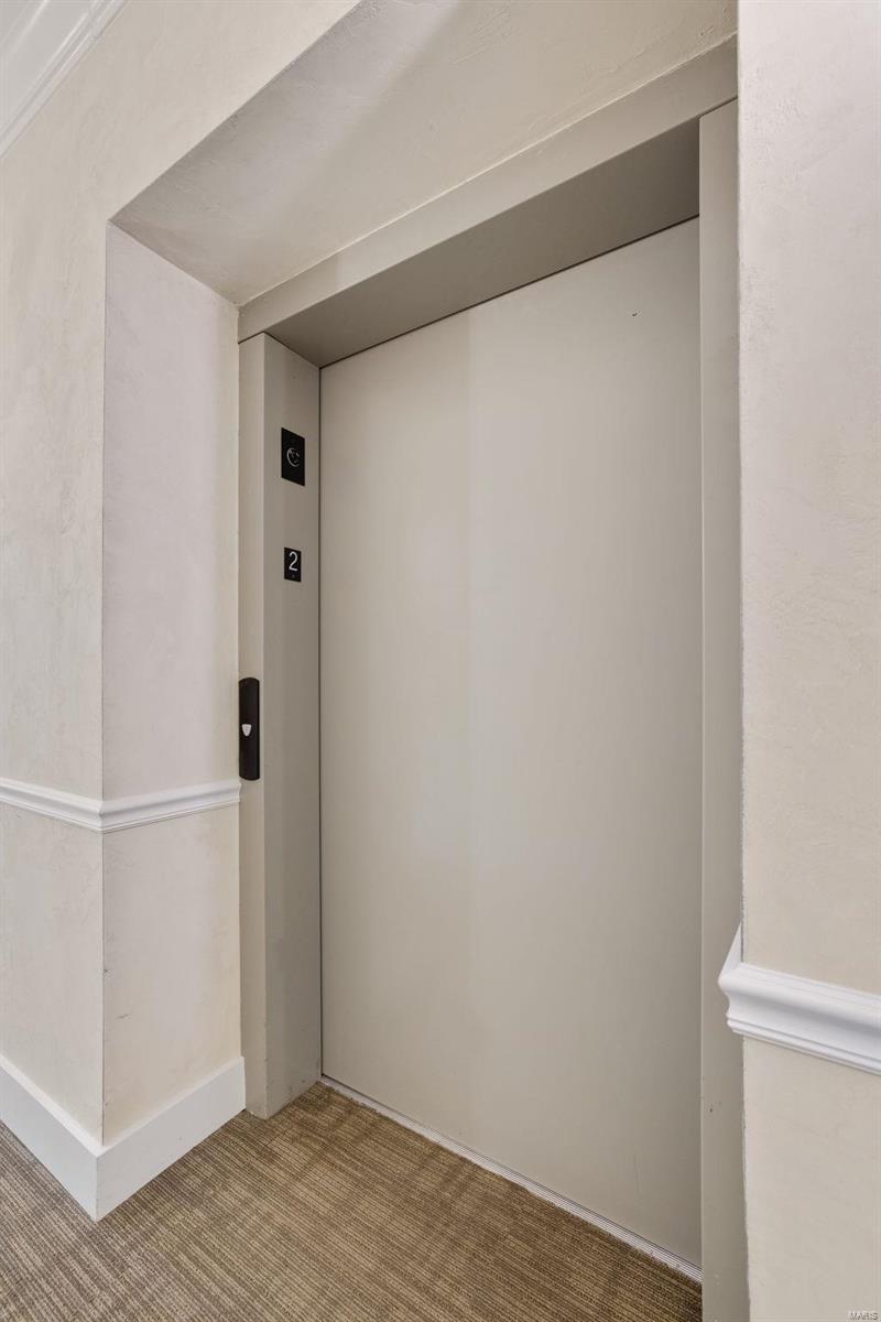 Lt Sub - Commercial Sale