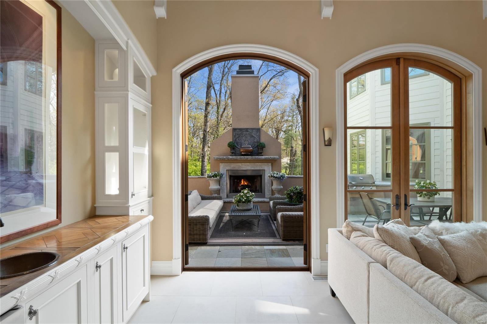 Holiday Lane - Residential