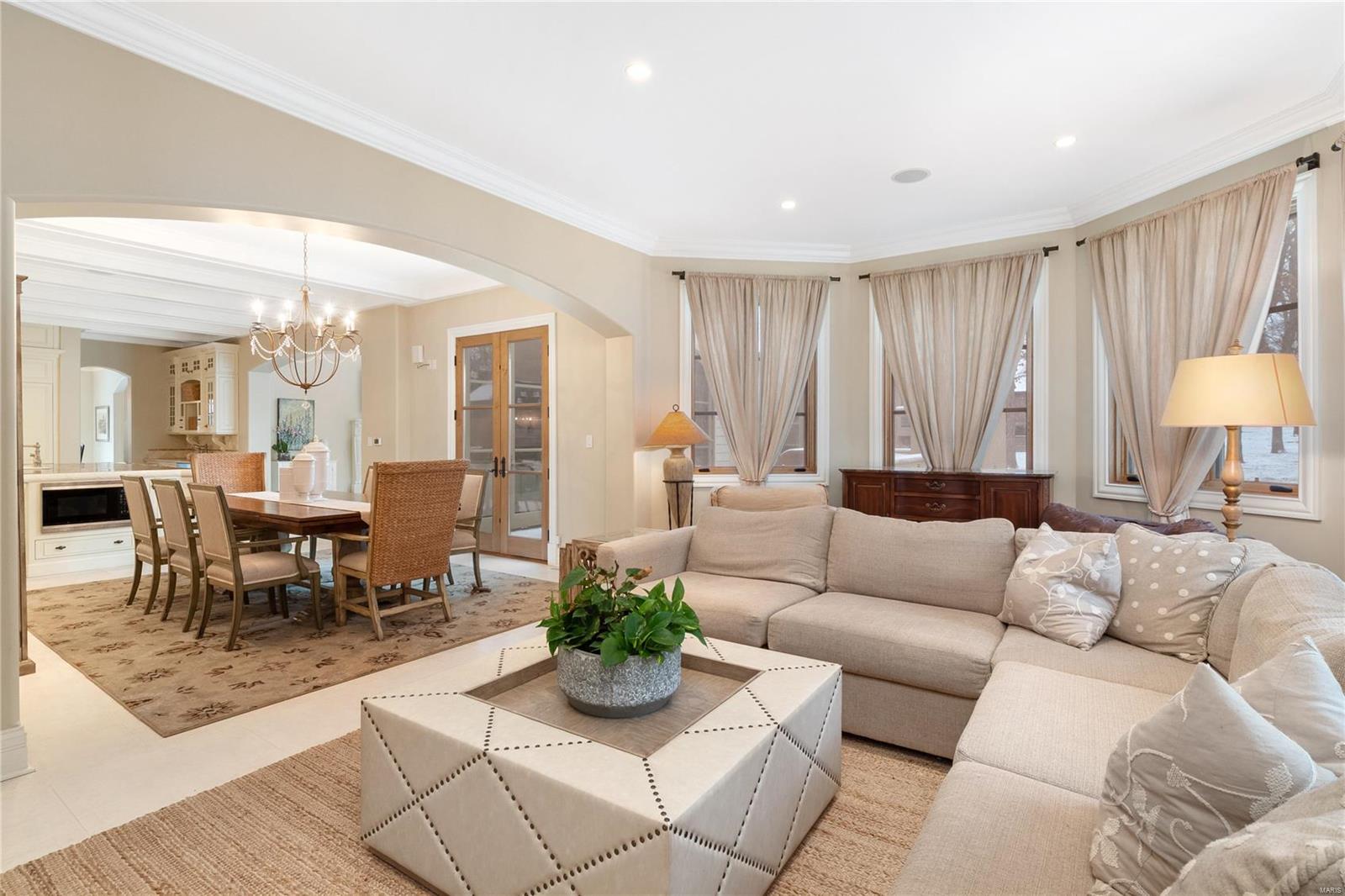 Holiday Lane - Residential