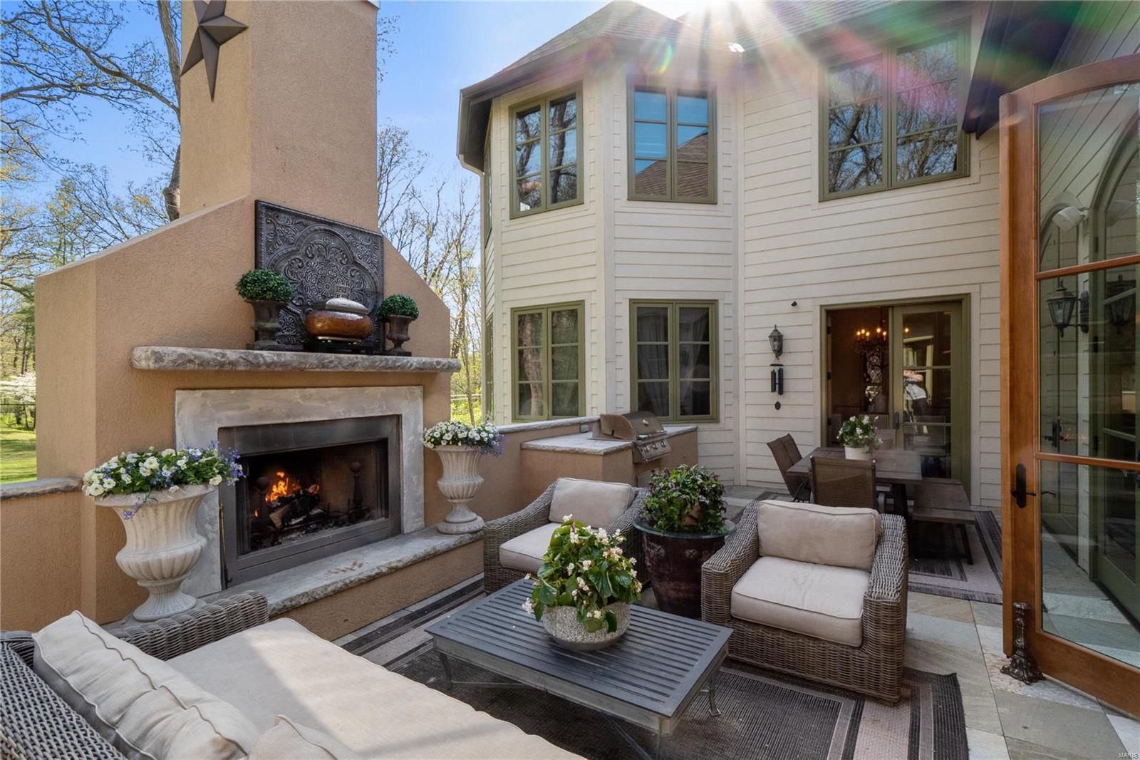 Holiday Lane - Residential