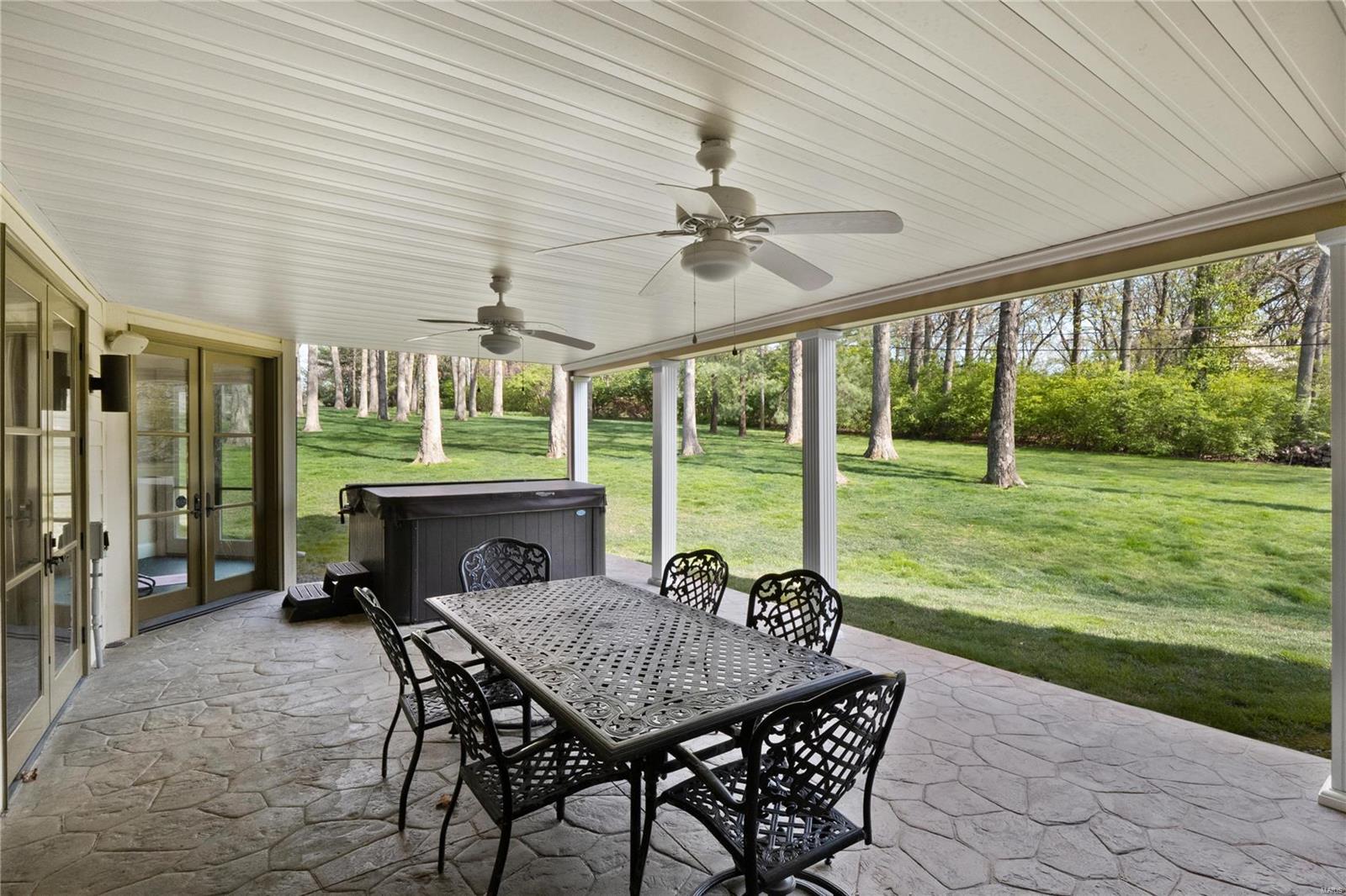 Holiday Lane - Residential