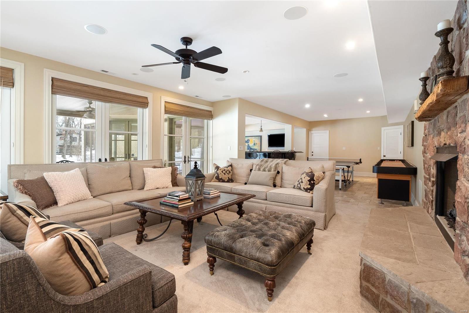 Holiday Lane - Residential