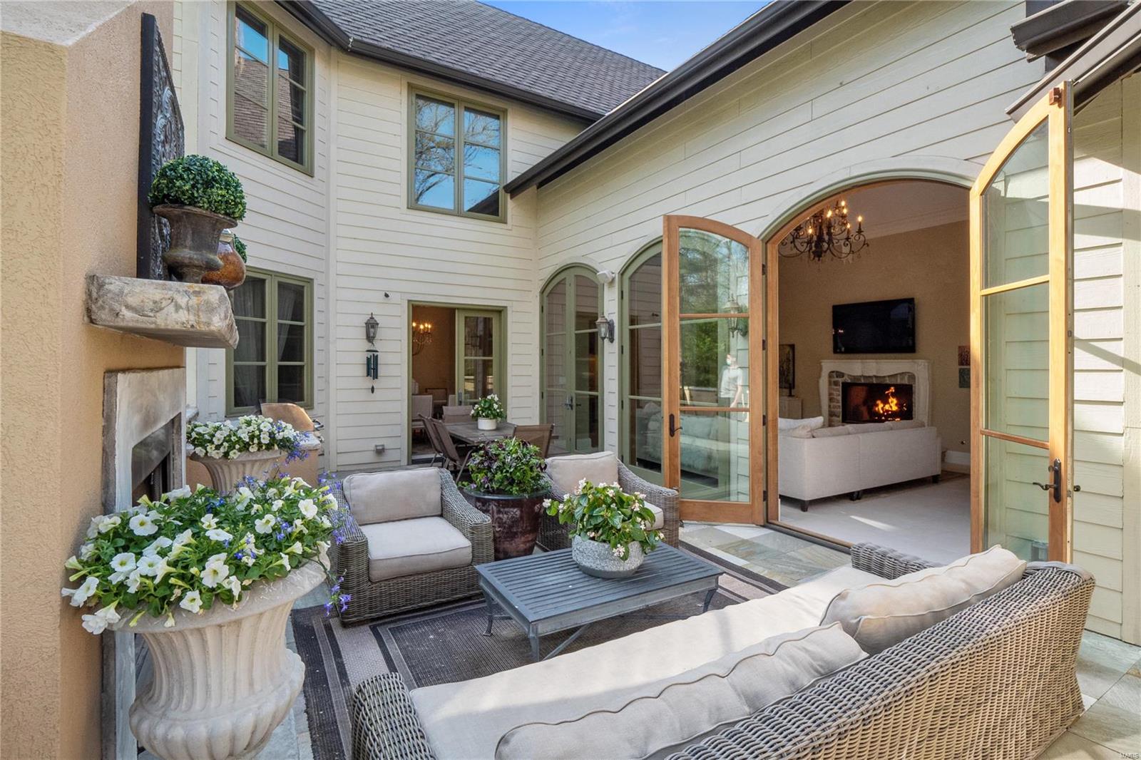 Holiday Lane - Residential