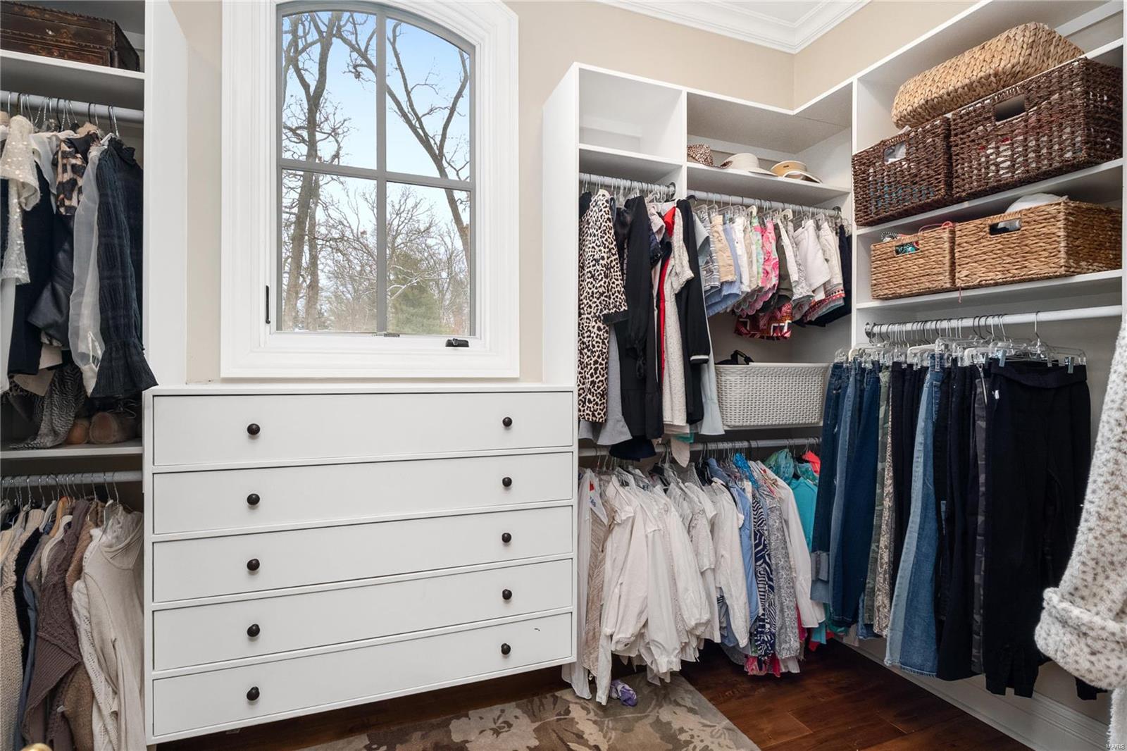 Holiday Lane - Residential