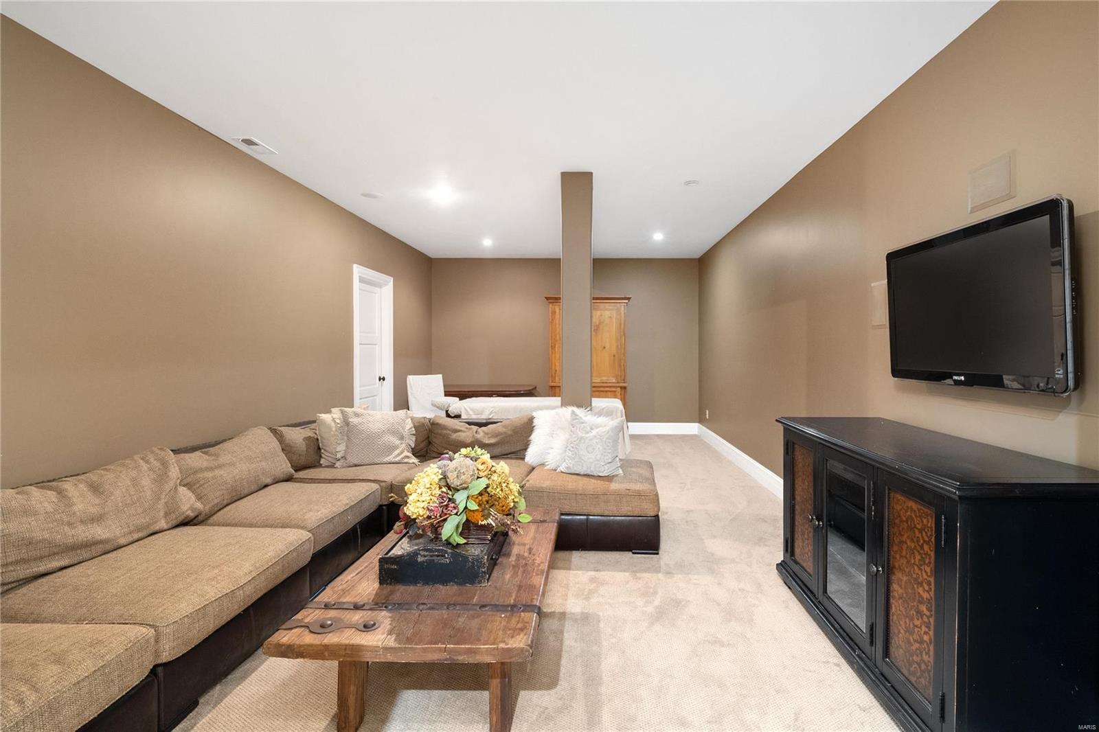 Holiday Lane - Residential