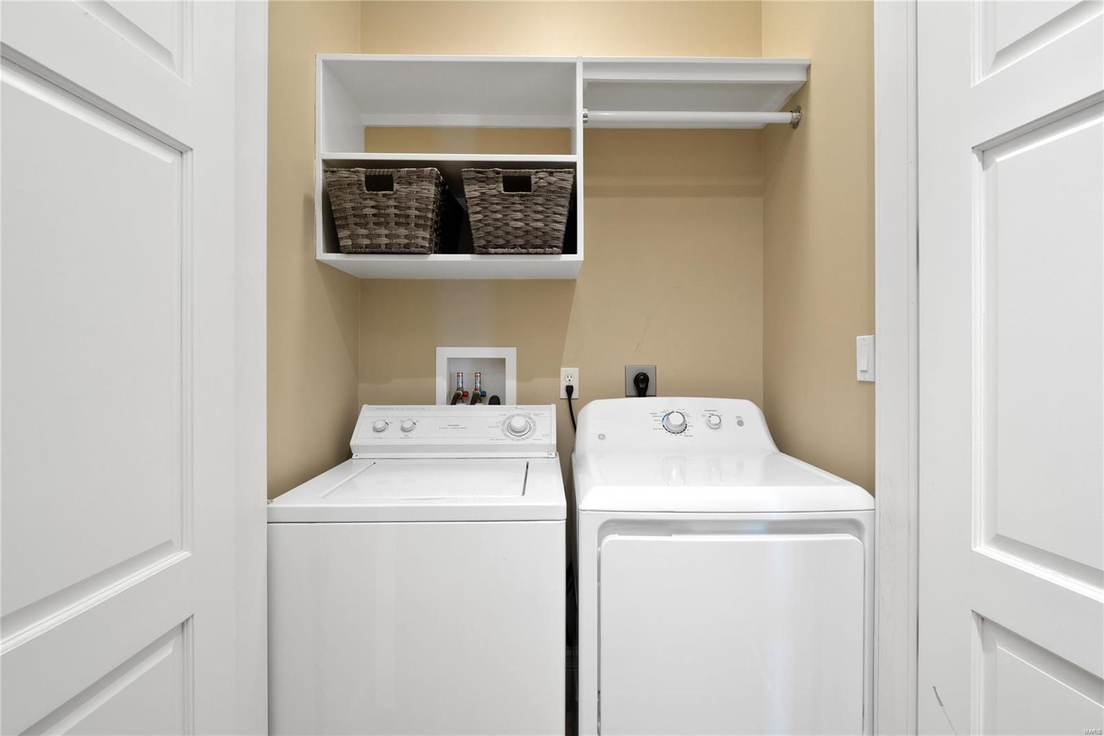 Holiday Lane - Residential