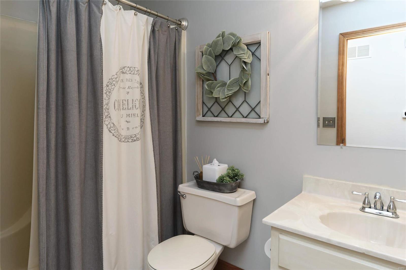 Lsl Patio Green - Residential