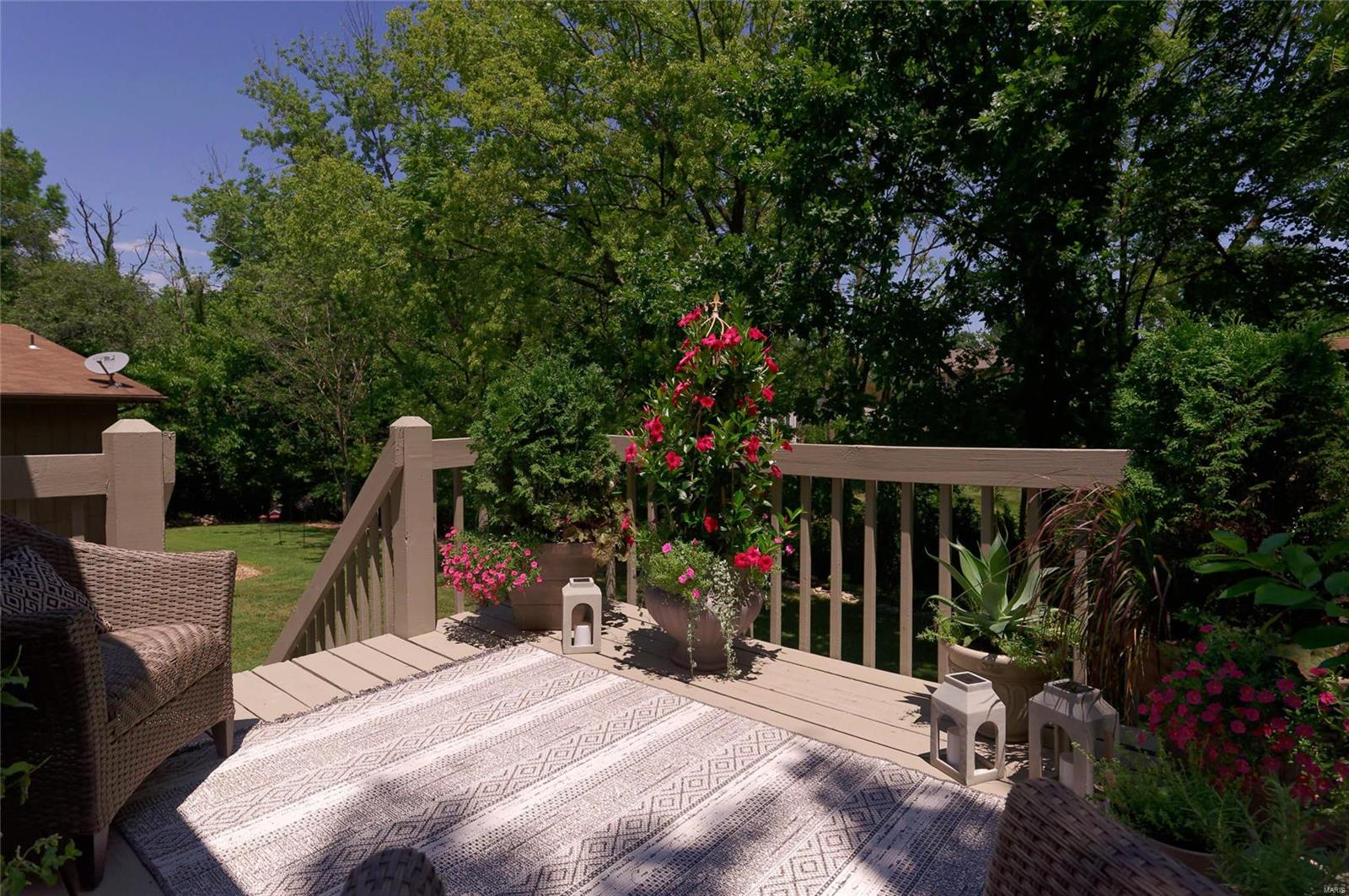 Lsl Patio Green - Residential