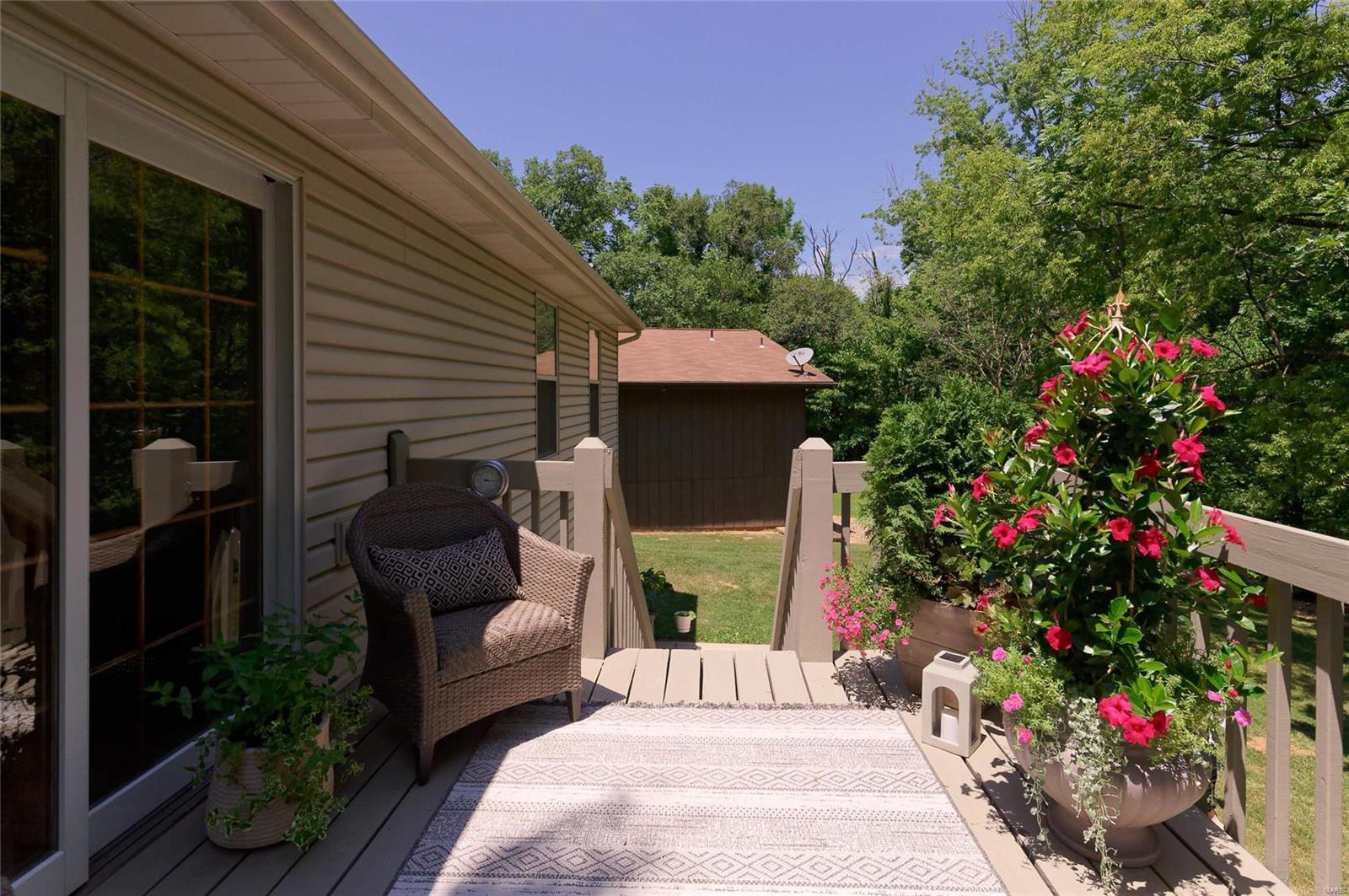 Lsl Patio Green - Residential