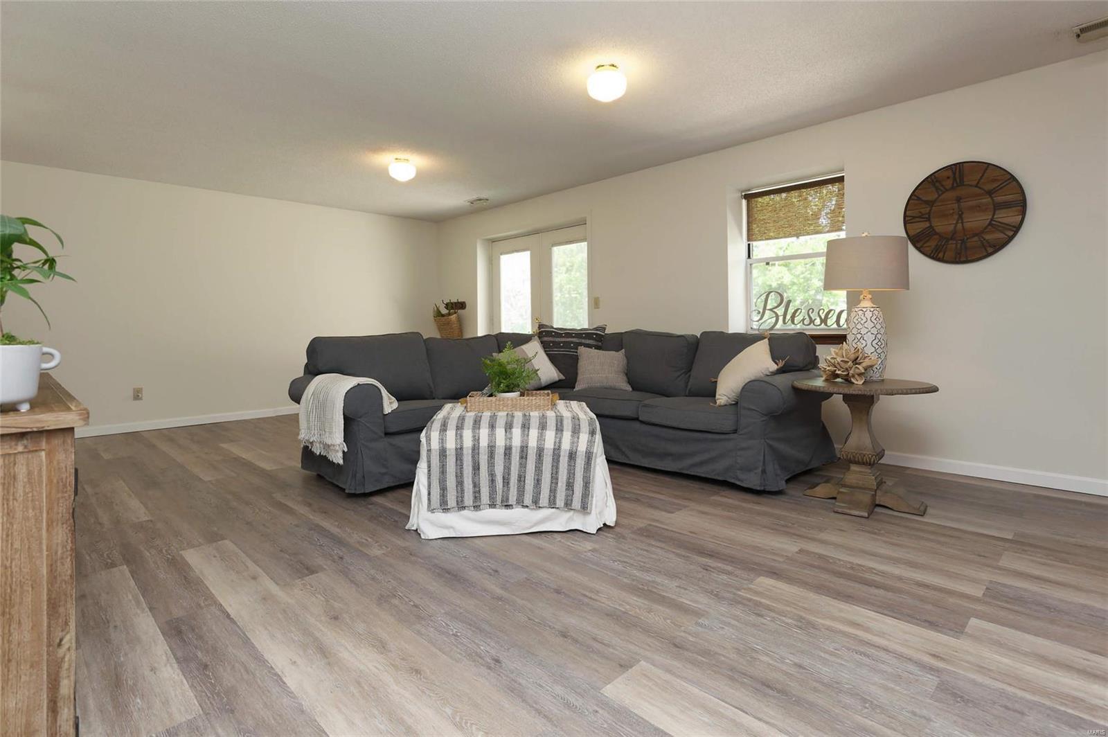 Lsl Patio Green - Residential