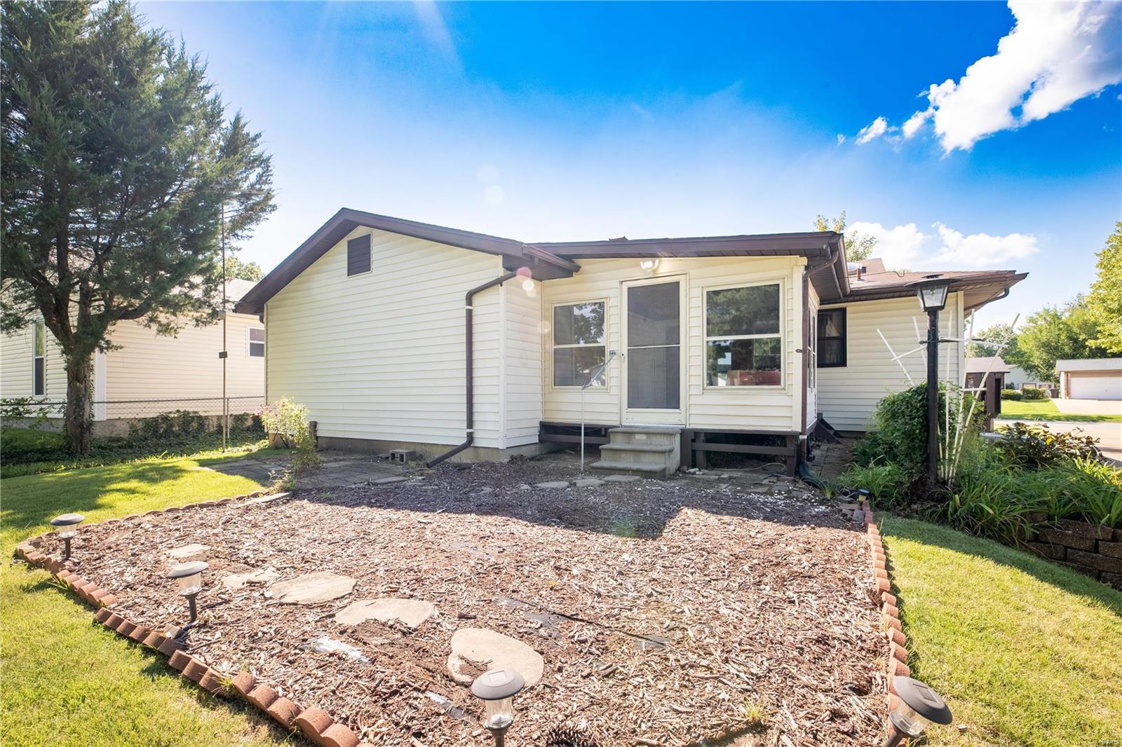 Mayer Wedgwood Green Pheasant Run - Residential