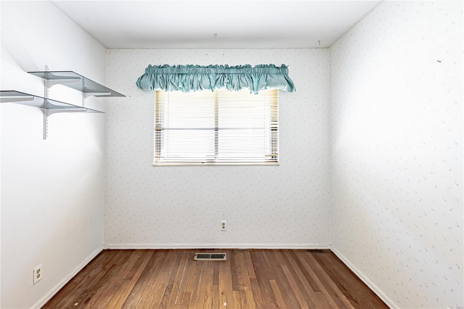 Mayer Wedgwood Green Pheasant Run - Residential